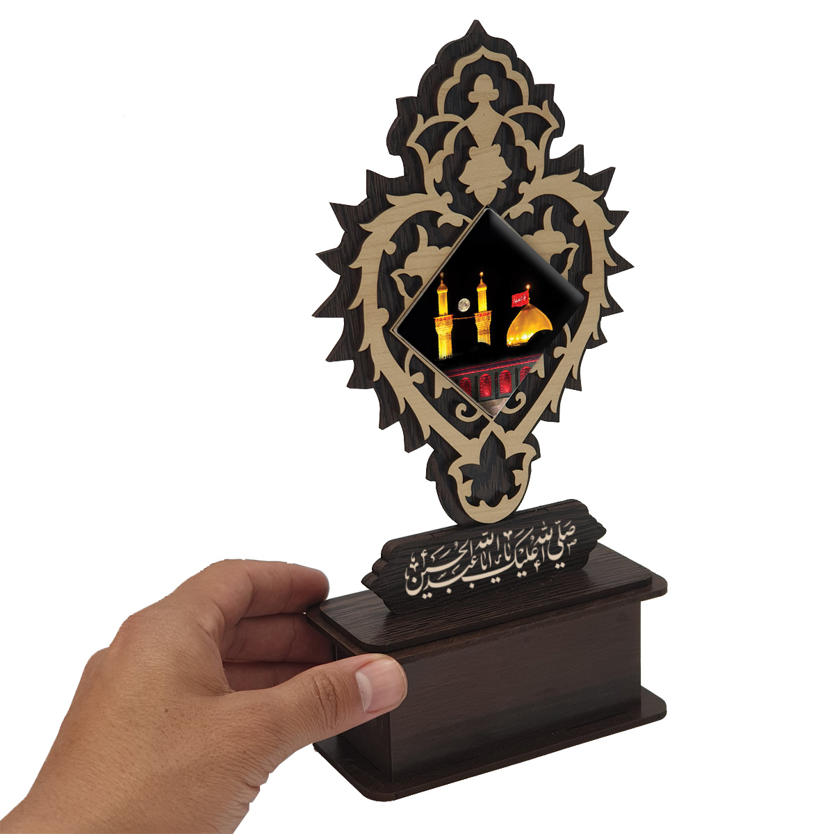 تندیس کاشی با طرح گنبد امام حسین (ع) با قاب چوبی کد th507
