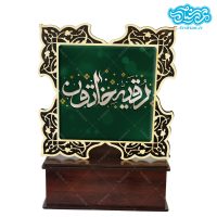 تندیس کاشی با طرح رقیه خاتون با قاب چوبی کد th515
